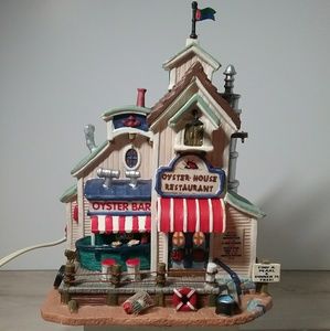 Lemax Christmas Village Oyster House - Retired